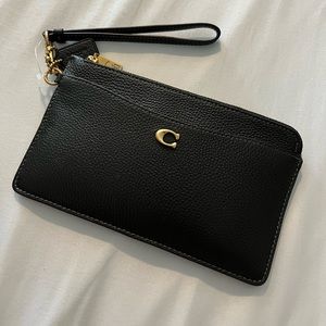 L Zip Wristlet